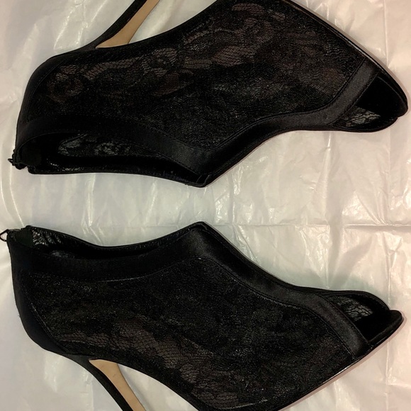 Glint Nordstrom Open Toe Lace Stiletto Shootie - Picture 3 of 11